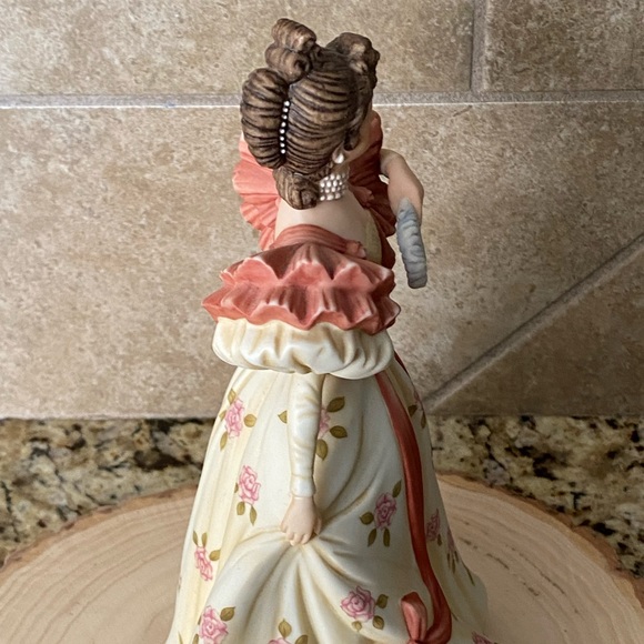LENOX FIRST WALTZ Lady Collectable Porcelain Sculpture Figurine Vintage Retired - Picture 6 of 15